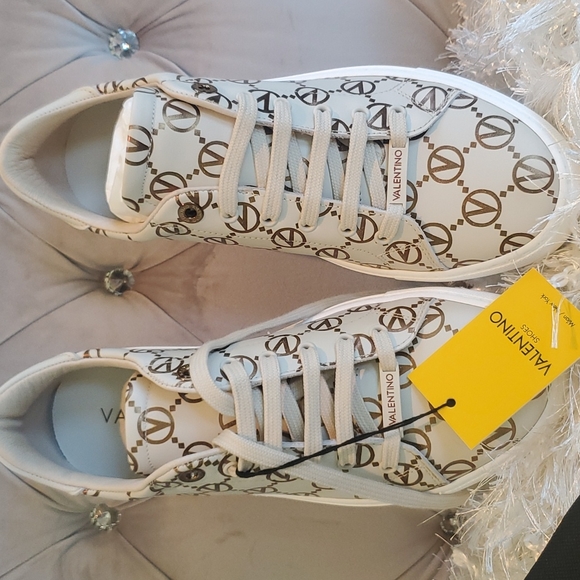 Valentino Shoe.. - Picture 4 of 15